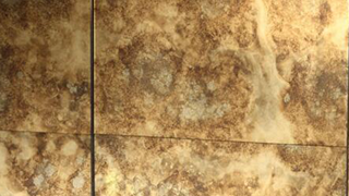 What kind of antique mirror does people prefer?